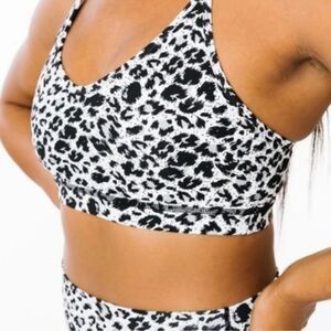 Zyia NWT Snow Leopard Brilliant Mesh Sports Bra Size Small
